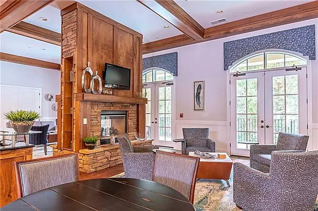 200 River Vista Drive Unit 120, Atlanta, Georgia 30339, 2 Bedrooms Bedrooms, ,2 BathroomsBathrooms,Residential,Sold,200 River Vista Drive Unit 120,7252364