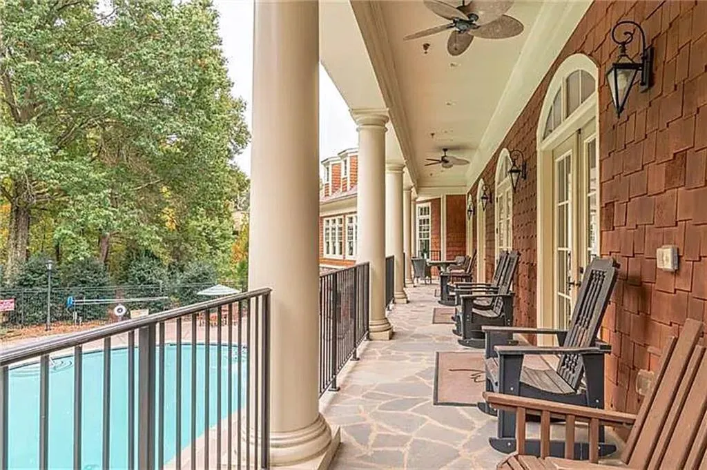 200 River Vista Drive Unit 120, Atlanta, Georgia 30339, 2 Bedrooms Bedrooms, ,2 BathroomsBathrooms,Residential,Sold,200 River Vista Drive Unit 120,7252364