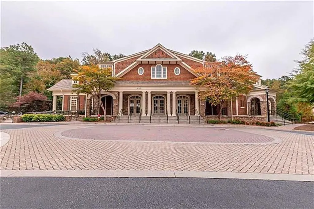 200 River Vista Drive Unit 120, Atlanta, Georgia 30339, 2 Bedrooms Bedrooms, ,2 BathroomsBathrooms,Residential,Sold,200 River Vista Drive Unit 120,7252364