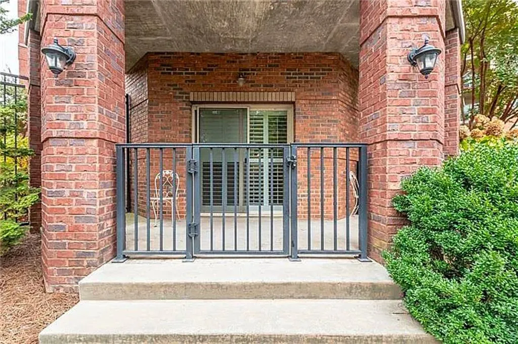 200 River Vista Drive Unit 120, Atlanta, Georgia 30339, 2 Bedrooms Bedrooms, ,2 BathroomsBathrooms,Residential,Sold,200 River Vista Drive Unit 120,7252364