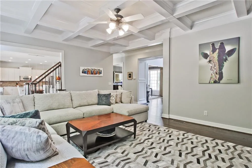160 Trowbridge Road, Sandy Springs, Georgia 30350, 5 Bedrooms Bedrooms, ,5 BathroomsBathrooms,Residential,Sold,160 Trowbridge Road,6563677