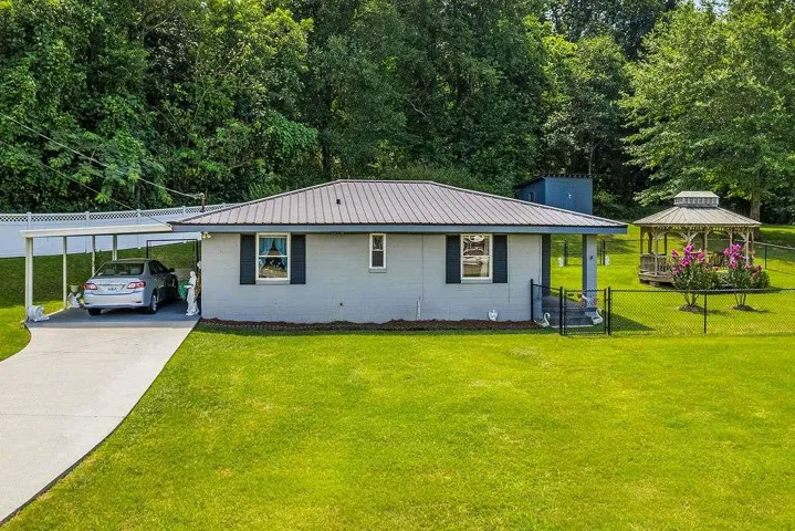 2309 Old Cedartown Road, Lindale, Georgia 30147
