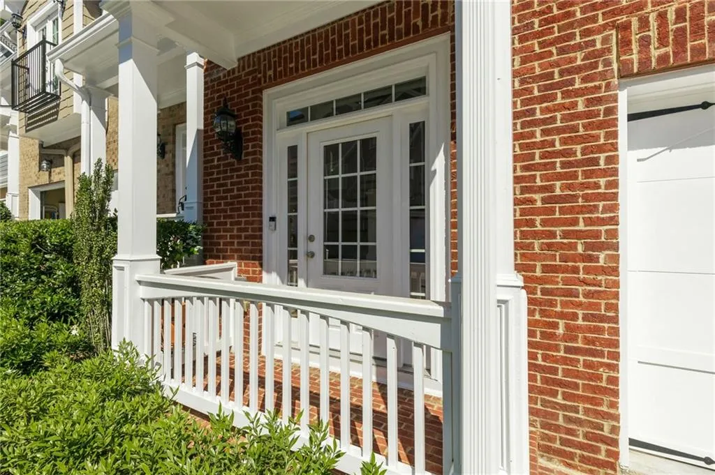 672 Royer Place, Sandy Springs, Georgia 30342, 4 Bedrooms Bedrooms, ,3 BathroomsBathrooms,Residential,Sold,672 Royer Place,6792905