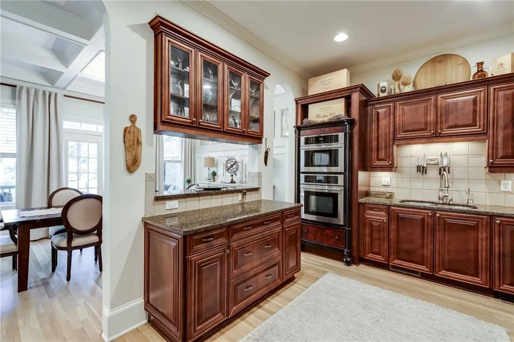 672 Royer Place, Sandy Springs, Georgia 30342, 4 Bedrooms Bedrooms, ,3 BathroomsBathrooms,Residential,Sold,672 Royer Place,6792905