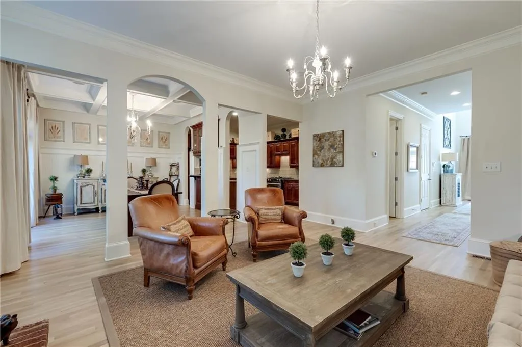 672 Royer Place, Sandy Springs, Georgia 30342, 4 Bedrooms Bedrooms, ,3 BathroomsBathrooms,Residential,Sold,672 Royer Place,6792905