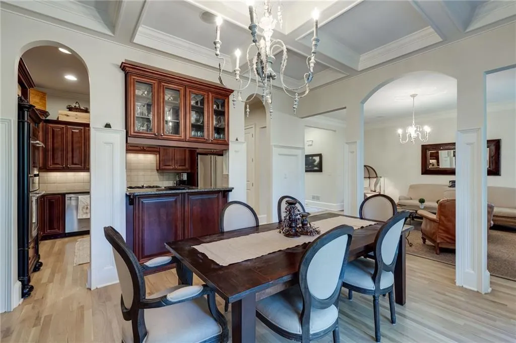 672 Royer Place, Sandy Springs, Georgia 30342, 4 Bedrooms Bedrooms, ,3 BathroomsBathrooms,Residential,Sold,672 Royer Place,6792905