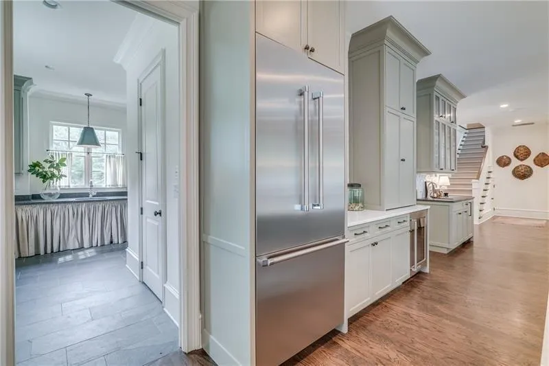 545 Pine Forest Road, Sandy Springs, Georgia 30342, 5 Bedrooms Bedrooms, ,3 BathroomsBathrooms,Residential,Sold,545 Pine Forest Road,6068364