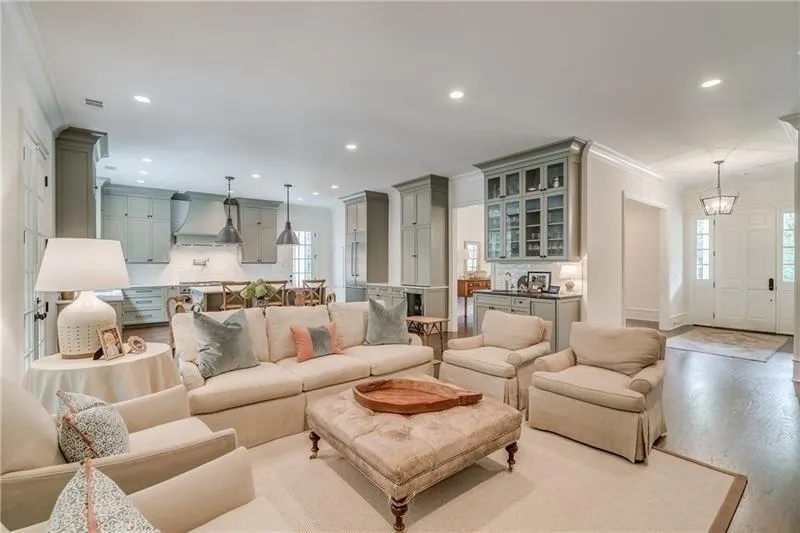 545 Pine Forest Road, Sandy Springs, Georgia 30342, 5 Bedrooms Bedrooms, ,3 BathroomsBathrooms,Residential,Sold,545 Pine Forest Road,6068364