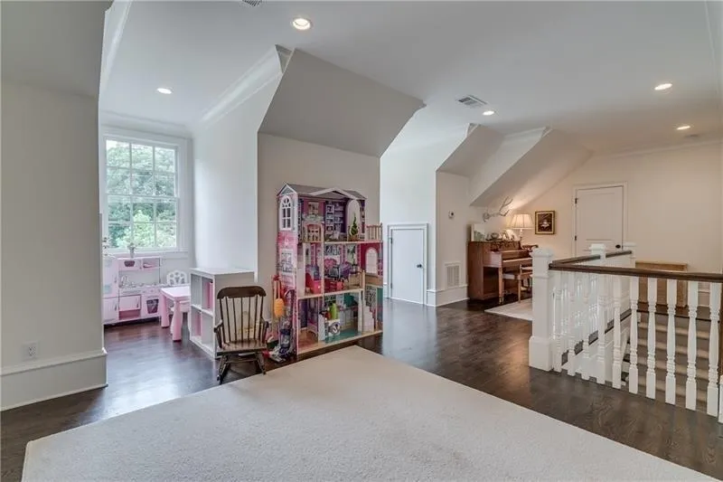 545 Pine Forest Road, Sandy Springs, Georgia 30342, 5 Bedrooms Bedrooms, ,3 BathroomsBathrooms,Residential,Sold,545 Pine Forest Road,6068364
