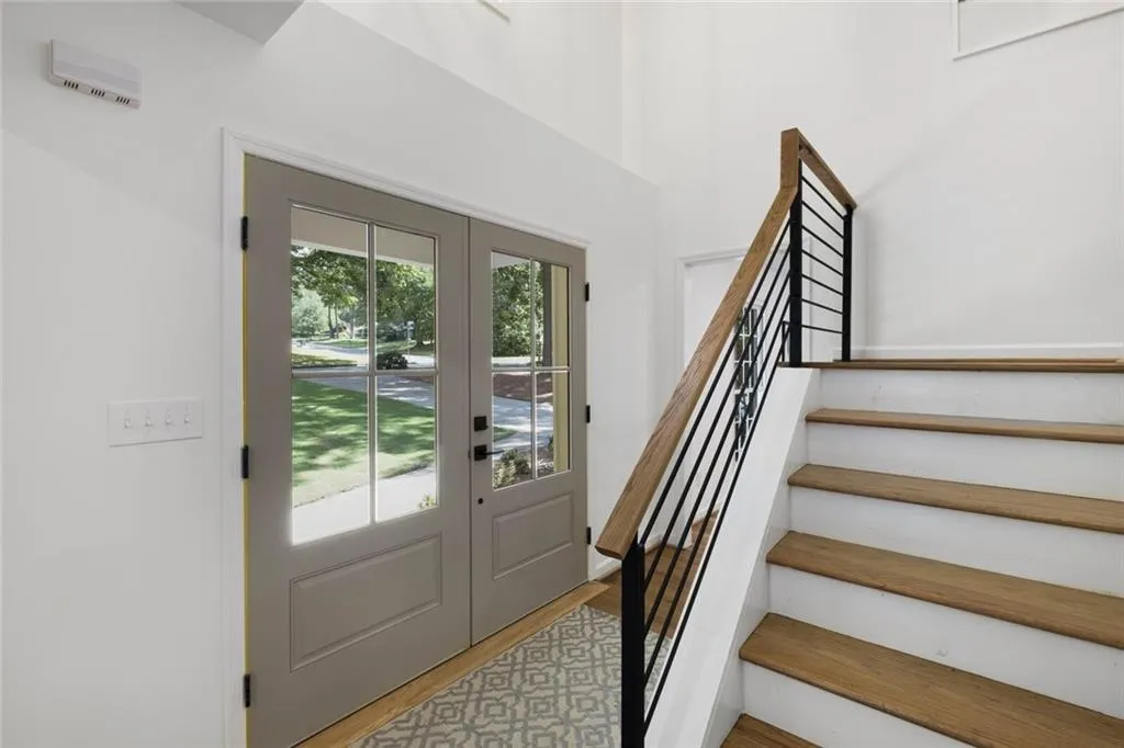 625 Glenforest Road, Sandy Springs, Georgia 30328, 4 Bedrooms Bedrooms, ,3 BathroomsBathrooms,Residential,Sold,625 Glenforest Road,7085078