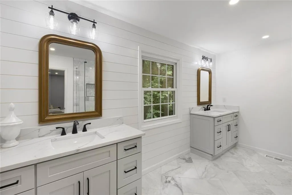 625 Glenforest Road, Sandy Springs, Georgia 30328, 4 Bedrooms Bedrooms, ,3 BathroomsBathrooms,Residential,Sold,625 Glenforest Road,7085078