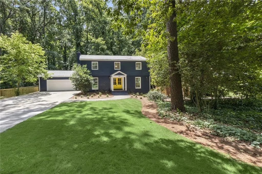 625 Glenforest Road, Sandy Springs, Georgia 30328, 4 Bedrooms Bedrooms, ,3 BathroomsBathrooms,Residential,Sold,625 Glenforest Road,7085078