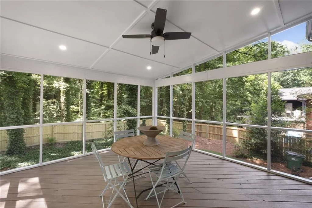 625 Glenforest Road, Sandy Springs, Georgia 30328, 4 Bedrooms Bedrooms, ,3 BathroomsBathrooms,Residential,Sold,625 Glenforest Road,7085078