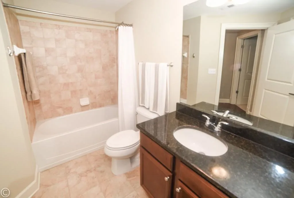 200 River Vista Drive Unit 625, Atlanta, Georgia 30339, 2 Bedrooms Bedrooms, ,2 BathroomsBathrooms,Residential,Sold,200 River Vista Drive Unit 625,6060120