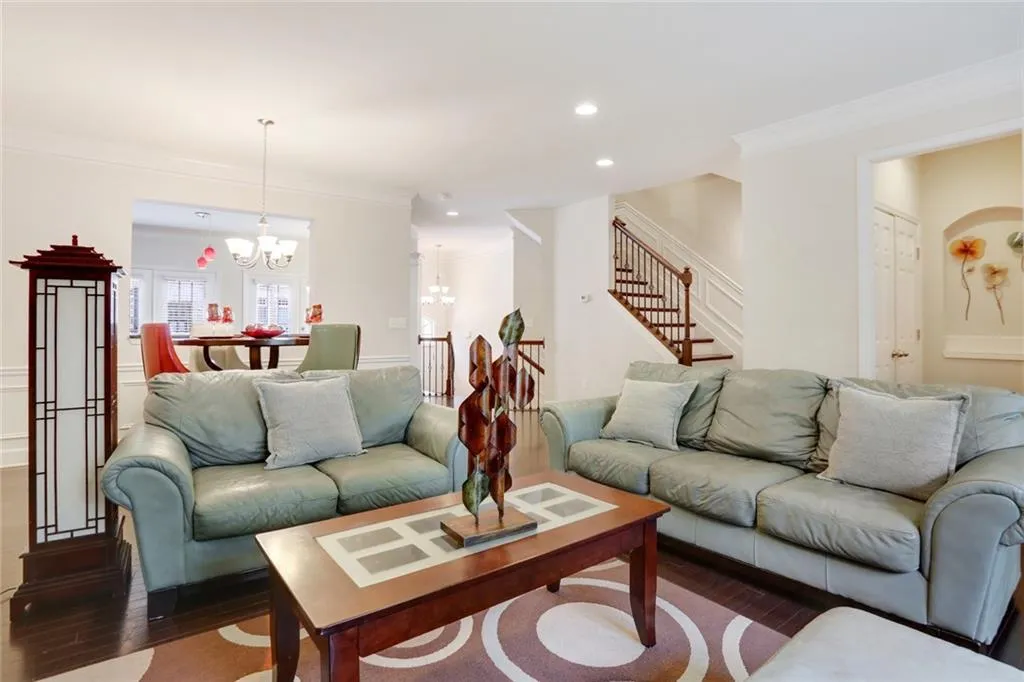 547 Sarabrook Place, Atlanta, Georgia 30342, 4 Bedrooms Bedrooms, ,3 BathroomsBathrooms,Residential,Sold,547 Sarabrook Place,6746714