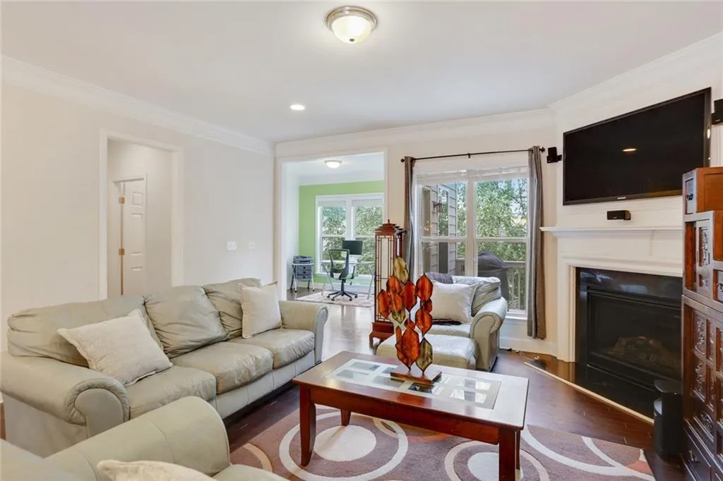547 Sarabrook Place, Atlanta, Georgia 30342, 4 Bedrooms Bedrooms, ,3 BathroomsBathrooms,Residential,Sold,547 Sarabrook Place,6746714