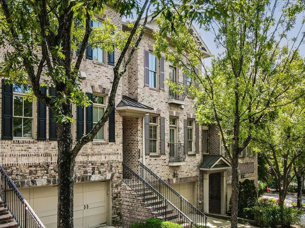 3043 Stone Gate Drive Ne, Atlanta, Georgia 30324, 3 Bedrooms Bedrooms, 0 ,3 BathroomsBathrooms,Residential,Sold,3043 Stone Gate Drive Ne,7700871