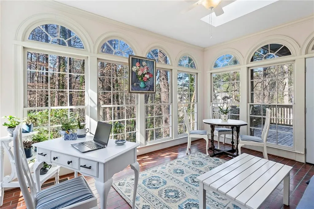 5000 Rebel Trail, Atlanta, Georgia 30327, 5 Bedrooms Bedrooms, ,5 BathroomsBathrooms,Residential,Sold,5000 Rebel Trail,6997617