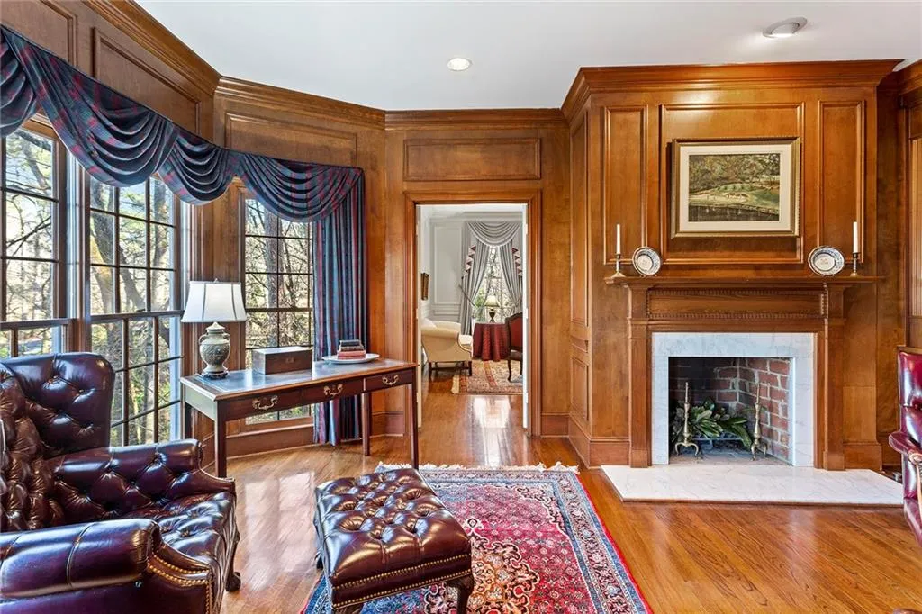 5000 Rebel Trail, Atlanta, Georgia 30327, 5 Bedrooms Bedrooms, ,5 BathroomsBathrooms,Residential,Sold,5000 Rebel Trail,6997617