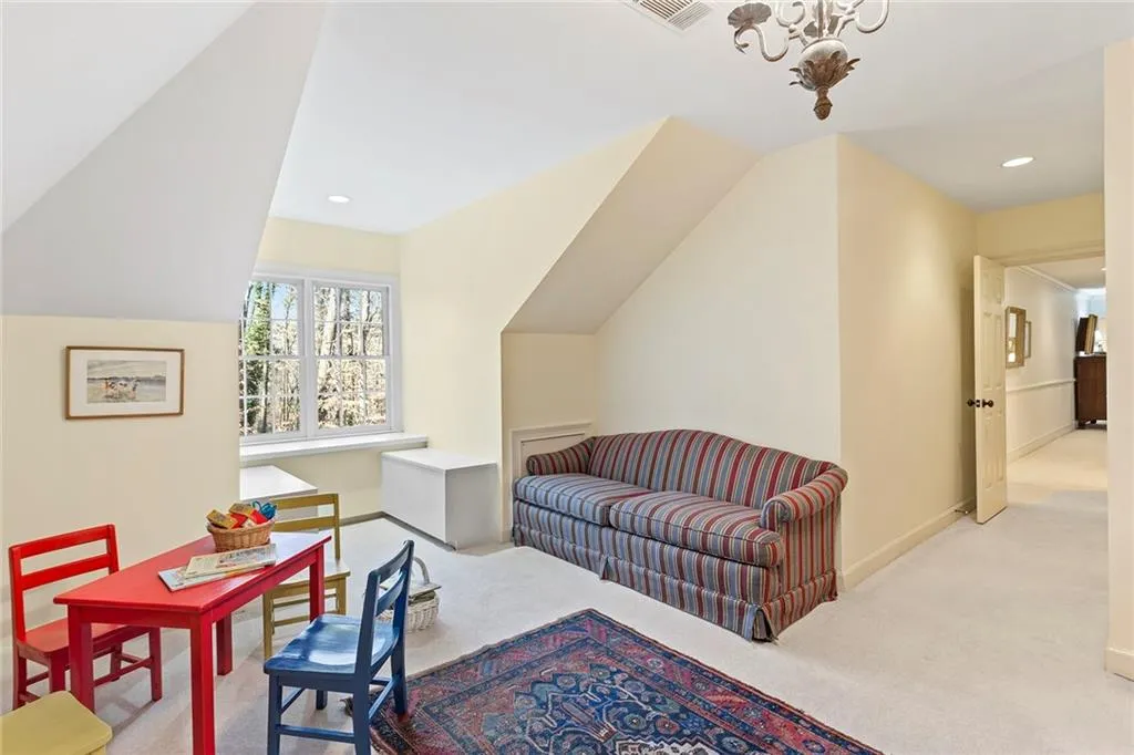 5000 Rebel Trail, Atlanta, Georgia 30327, 5 Bedrooms Bedrooms, ,5 BathroomsBathrooms,Residential,Sold,5000 Rebel Trail,6997617