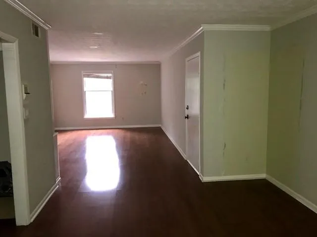 6700 Roswell Road Ne Unit 2d, Sandy Springs, Georgia 30328, 3 Bedrooms Bedrooms, ,2 BathroomsBathrooms,Residential,Sold,6700 Roswell Road Ne Unit 2d,5901160