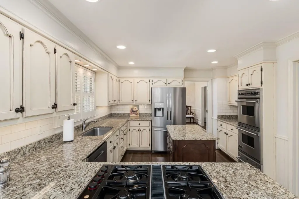 350 Wynland Trace, Sandy Springs, Georgia 30350, 5 Bedrooms Bedrooms, ,4 BathroomsBathrooms,Residential,Sold,350 Wynland Trace,6915551