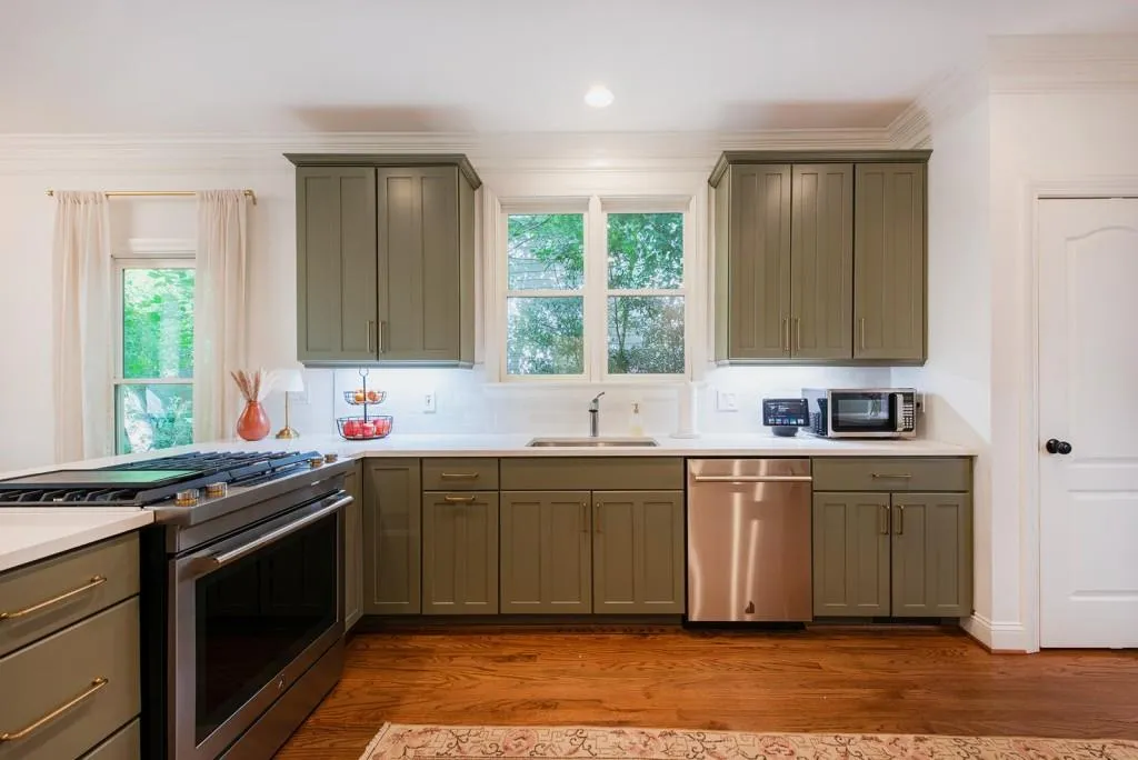 1064 Davis Circle Nw, Atlanta, Georgia 30318, 4 Bedrooms Bedrooms, 0 ,3 BathroomsBathrooms,Residential,For Sale,1064 Davis Circle Nw,7749223
