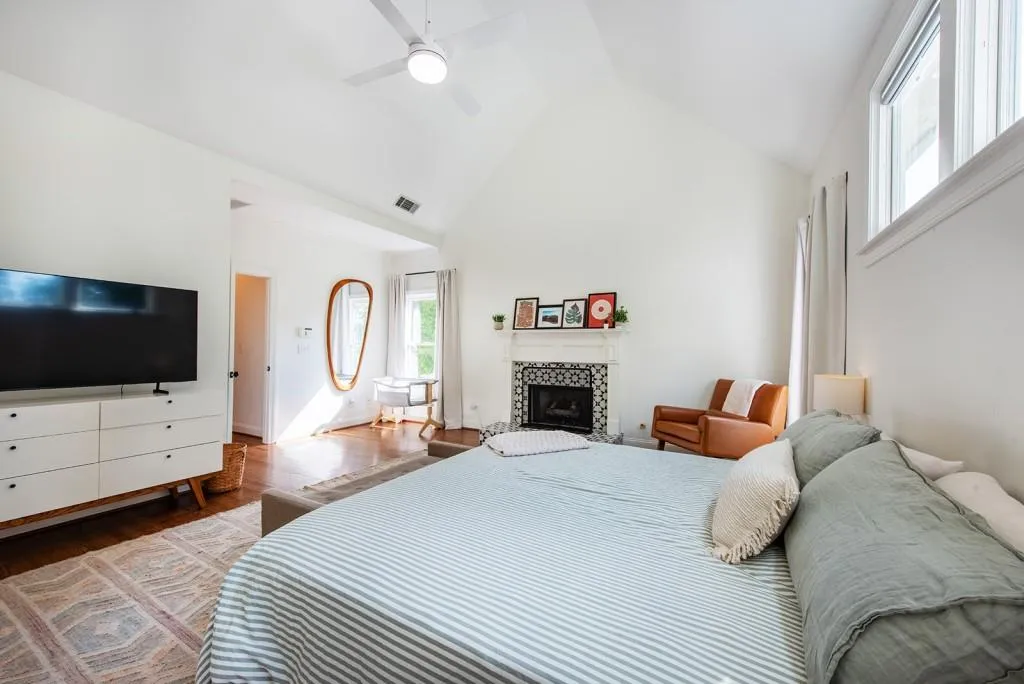 1064 Davis Circle Nw, Atlanta, Georgia 30318, 4 Bedrooms Bedrooms, 0 ,3 BathroomsBathrooms,Residential,For Sale,1064 Davis Circle Nw,7749223