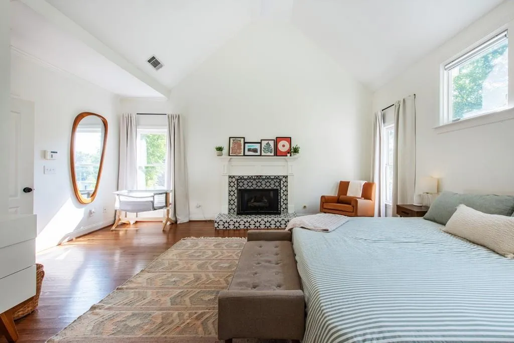 1064 Davis Circle Nw, Atlanta, Georgia 30318, 4 Bedrooms Bedrooms, 0 ,3 BathroomsBathrooms,Residential,For Sale,1064 Davis Circle Nw,7749223