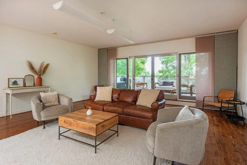 1064 Davis Circle Nw, Atlanta, Georgia 30318, 4 Bedrooms Bedrooms, 0 ,3 BathroomsBathrooms,Residential,For Sale,1064 Davis Circle Nw,7749223