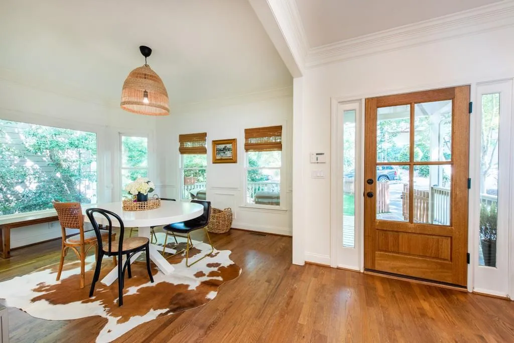 1064 Davis Circle Nw, Atlanta, Georgia 30318, 4 Bedrooms Bedrooms, 0 ,3 BathroomsBathrooms,Residential,For Sale,1064 Davis Circle Nw,7749223