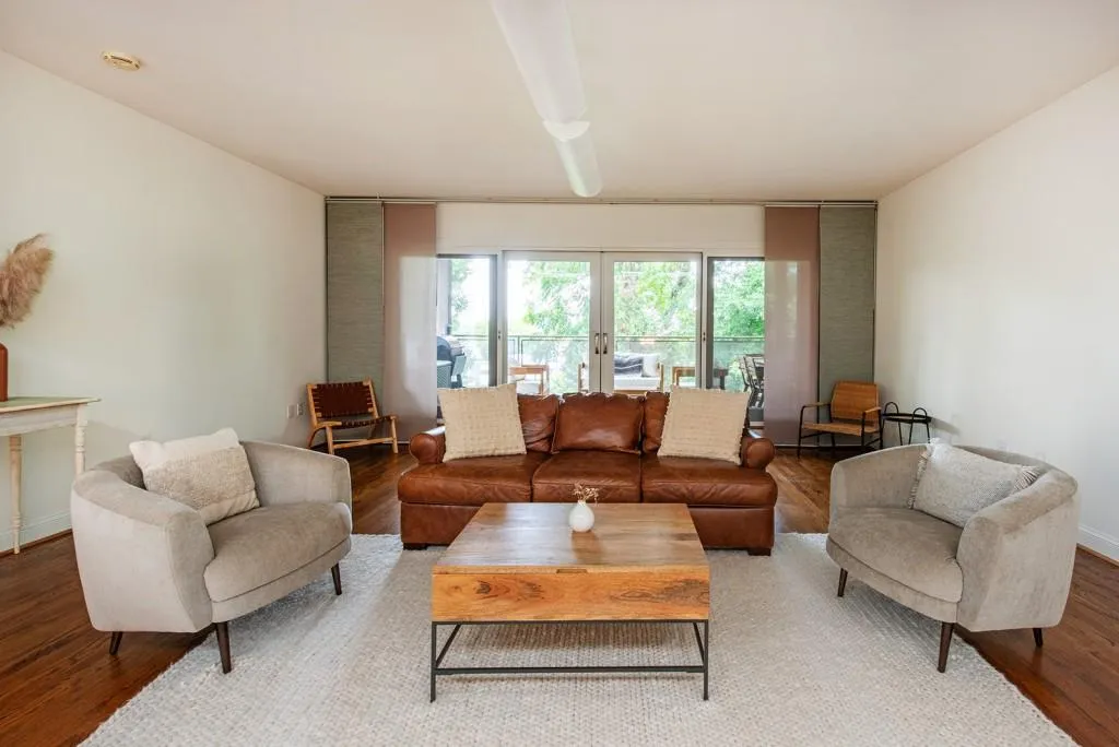 1064 Davis Circle Nw, Atlanta, Georgia 30318, 4 Bedrooms Bedrooms, 0 ,3 BathroomsBathrooms,Residential,For Sale,1064 Davis Circle Nw,7749223