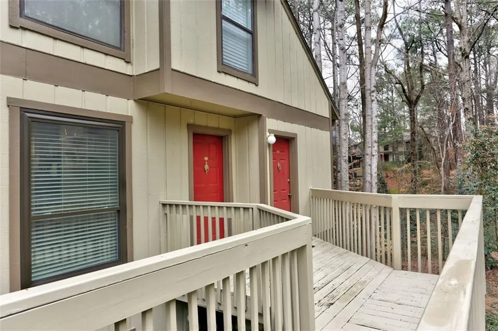 1208 Woodcliff Drive, Atlanta, Georgia 30350, 2 Bedrooms Bedrooms, ,2 BathroomsBathrooms,Residential,Sold,1208 Woodcliff Drive,6834568