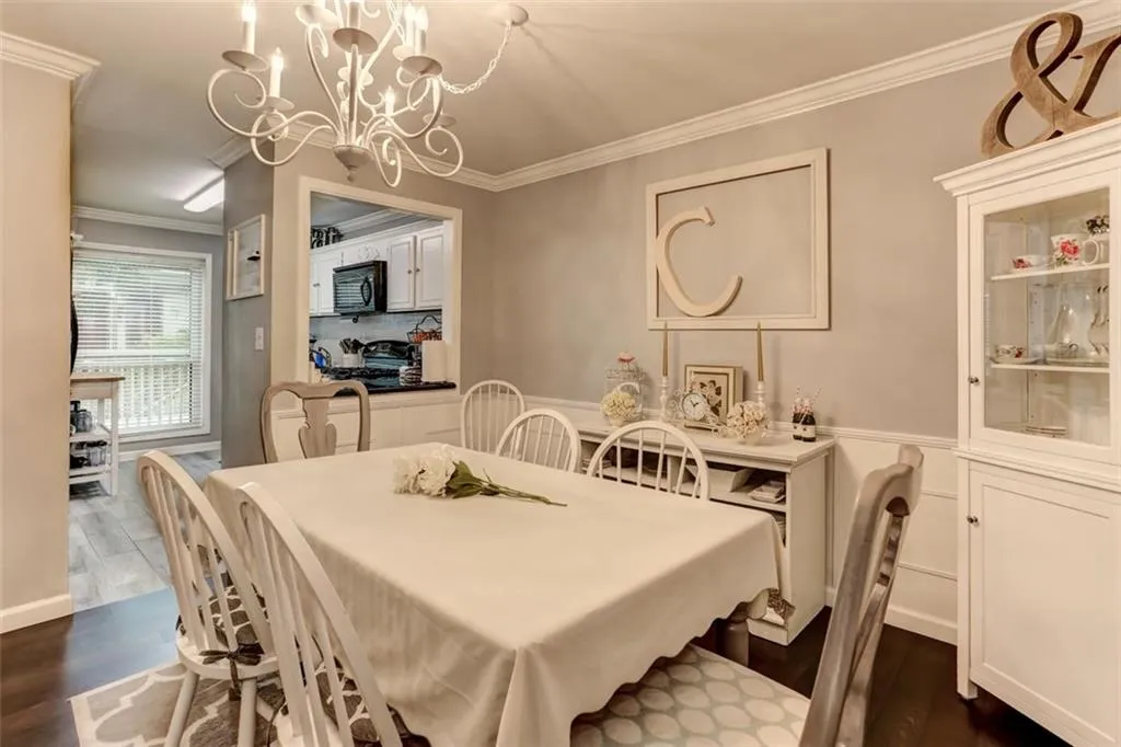 1208 Woodcliff Drive, Atlanta, Georgia 30350, 2 Bedrooms Bedrooms, ,2 BathroomsBathrooms,Residential,Sold,1208 Woodcliff Drive,6834568