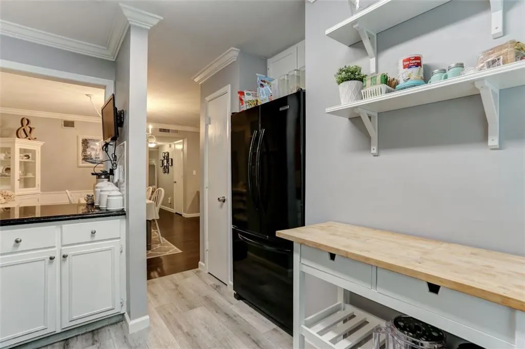 1208 Woodcliff Drive, Atlanta, Georgia 30350, 2 Bedrooms Bedrooms, ,2 BathroomsBathrooms,Residential,Sold,1208 Woodcliff Drive,6834568