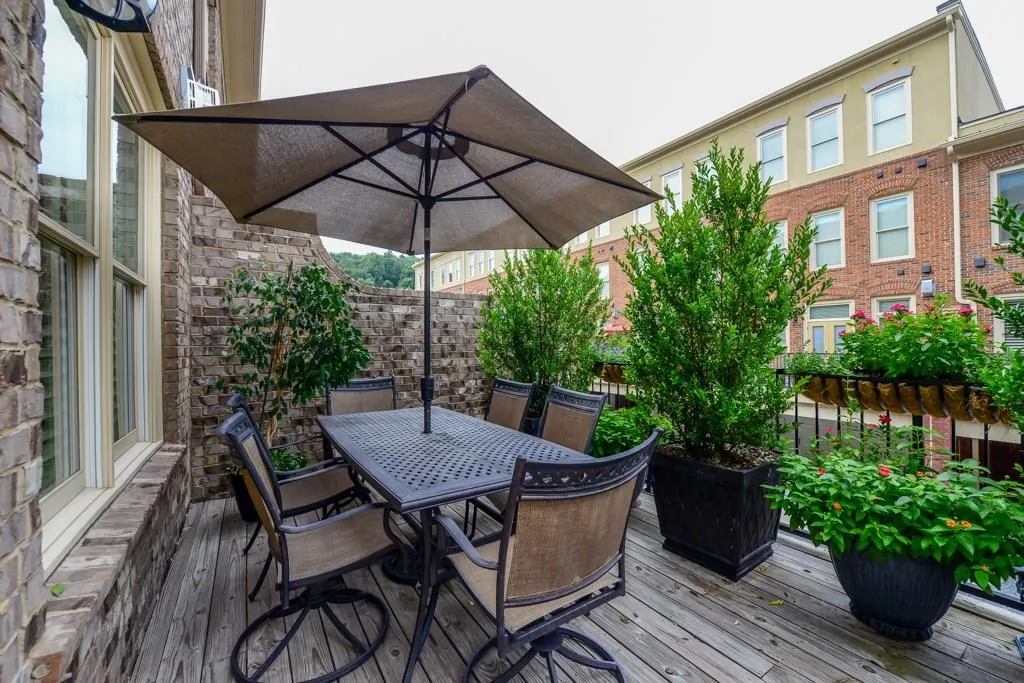 1309 Riverscall Lane, Atlanta, Georgia 30339, 3 Bedrooms Bedrooms, ,3 BathroomsBathrooms,Residential,Sold,1309 Riverscall Lane,5949346