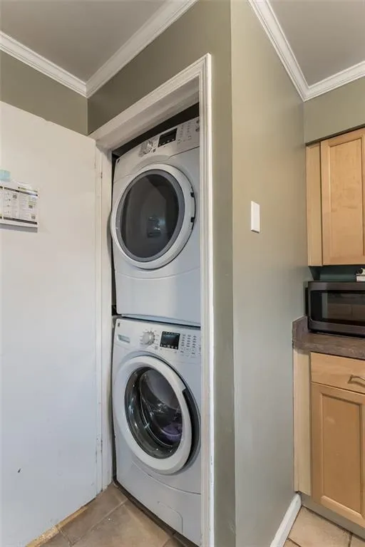 6520 Roswell Road Unit 93, Atlanta, Georgia 30328, 3 Bedrooms Bedrooms, ,2 BathroomsBathrooms,Residential,Sold,6520 Roswell Road Unit 93,6507566