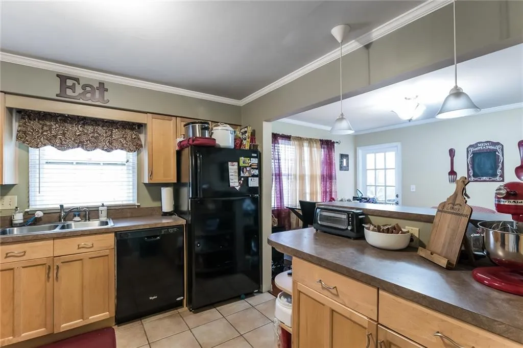 6520 Roswell Road Unit 93, Atlanta, Georgia 30328, 3 Bedrooms Bedrooms, ,2 BathroomsBathrooms,Residential,Sold,6520 Roswell Road Unit 93,6507566