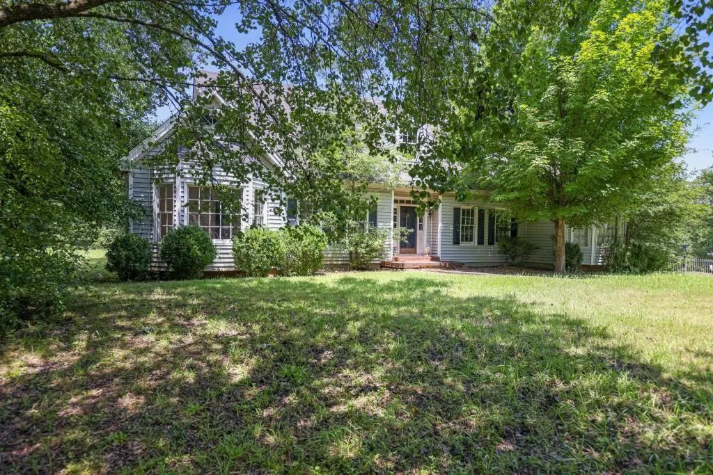 1917 Defoor Avenue, Atlanta, Georgia 30318, 7 Bedrooms Bedrooms, 0 ,5 BathroomsBathrooms,Residential,For Sale,1917 Defoor Avenue,7702242
