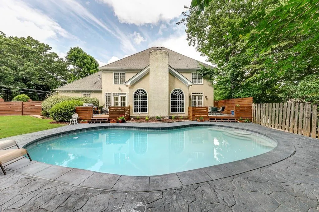7700 Blandford Place, Sandy Springs, Georgia 30350, 6 Bedrooms Bedrooms, ,5 BathroomsBathrooms,Residential,Sold,7700 Blandford Place,6918954