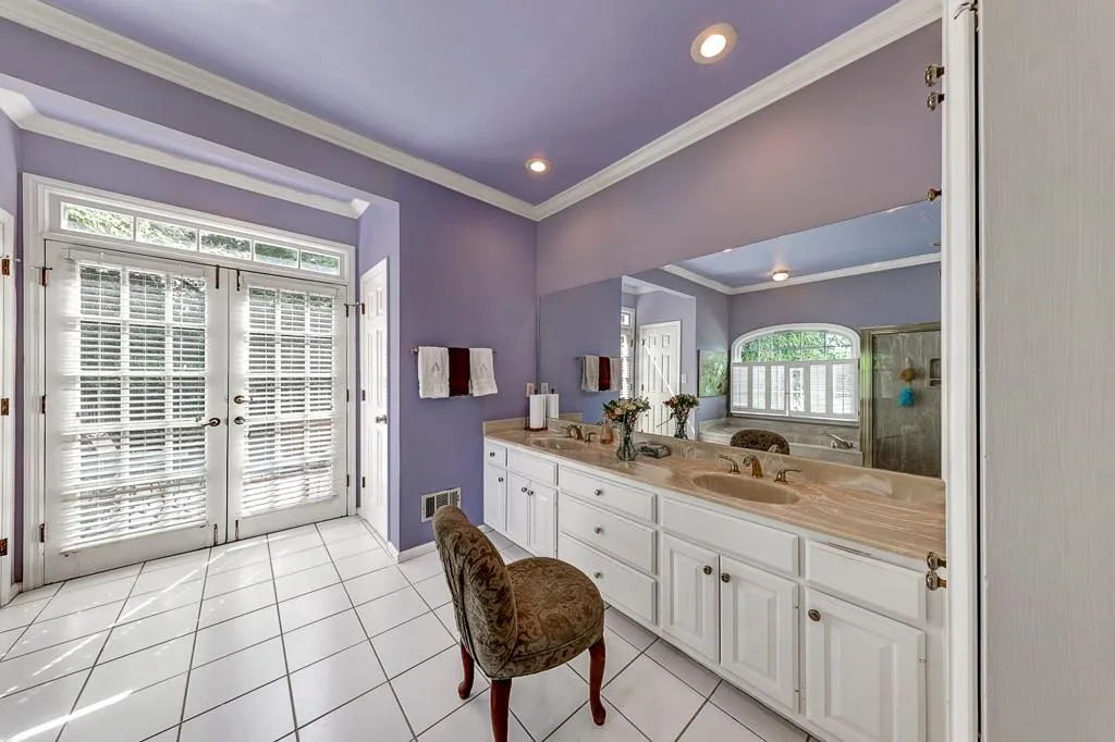 7700 Blandford Place, Sandy Springs, Georgia 30350, 6 Bedrooms Bedrooms, ,5 BathroomsBathrooms,Residential,Sold,7700 Blandford Place,6918954