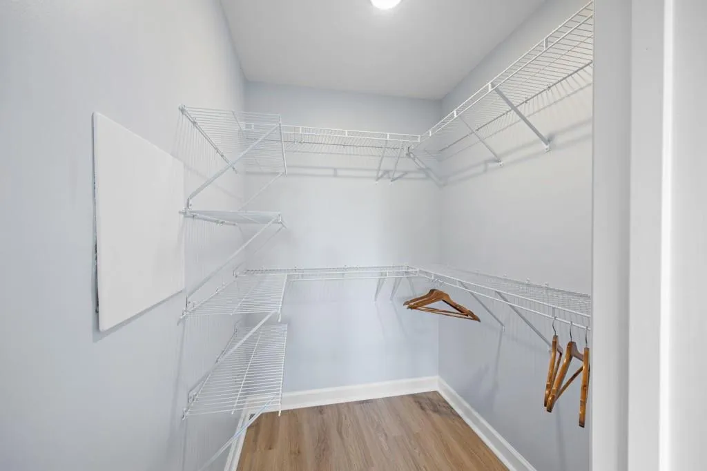 6520 Roswell Road Unit 8, Sandy Springs, Georgia 30328, 2 Bedrooms Bedrooms, ,2 BathroomsBathrooms,Residential,Sold,6520 Roswell Road Unit 8,7407909