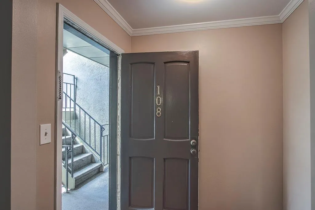 108 Rosaire Place Nw, Atlanta, Georgia 30327, 2 Bedrooms Bedrooms, ,2 BathroomsBathrooms,Residential,Sold,108 Rosaire Place Nw,5511510
