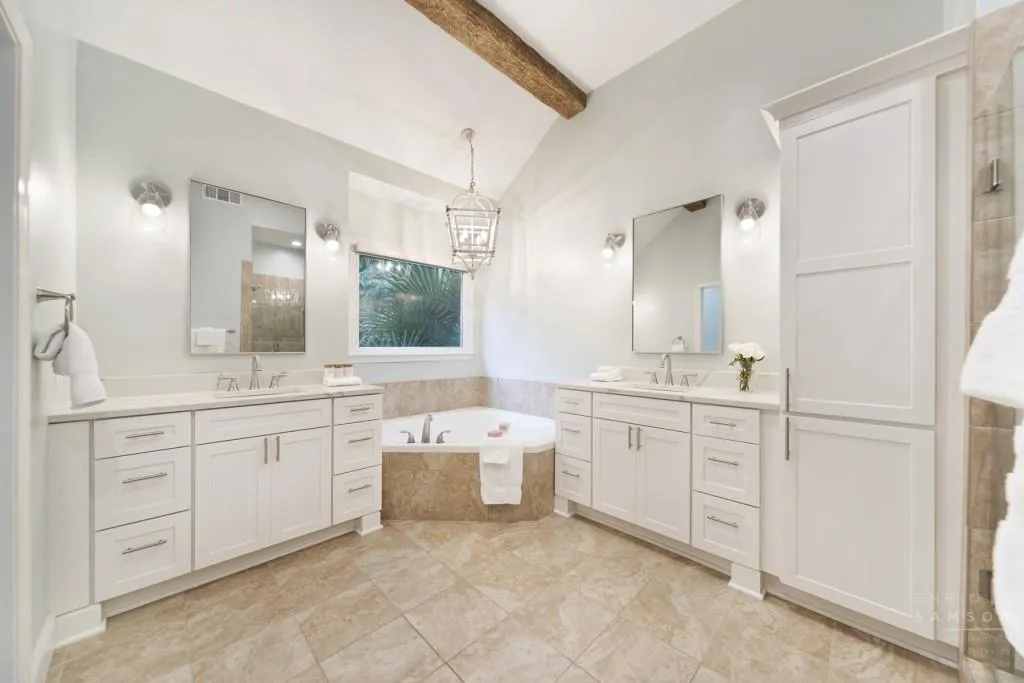 285 Windsor Gate Cove, Atlanta, Georgia 30342, 4 Bedrooms Bedrooms, ,3 BathroomsBathrooms,Residential,Sold,285 Windsor Gate Cove,6838265