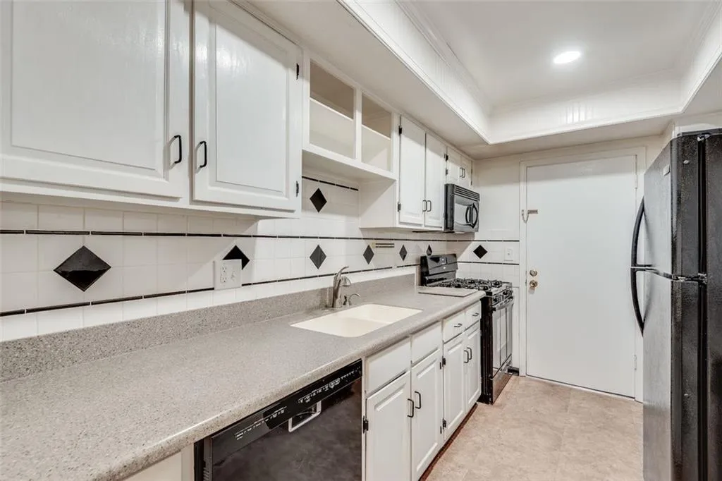 6851 Roswell Road Unit H1, Sandy Springs, Georgia 30328, 2 Bedrooms Bedrooms, ,2 BathroomsBathrooms,Residential,For Sale,6851 Roswell Road Unit H1,7569864 6851 Roswell Road Unit H1, Sandy Springs, Georgia 30328, 2 Bedrooms Bedrooms, ,2 BathroomsBathrooms,Residential,For Sale,6851 Roswell Road Unit H1,7569864
