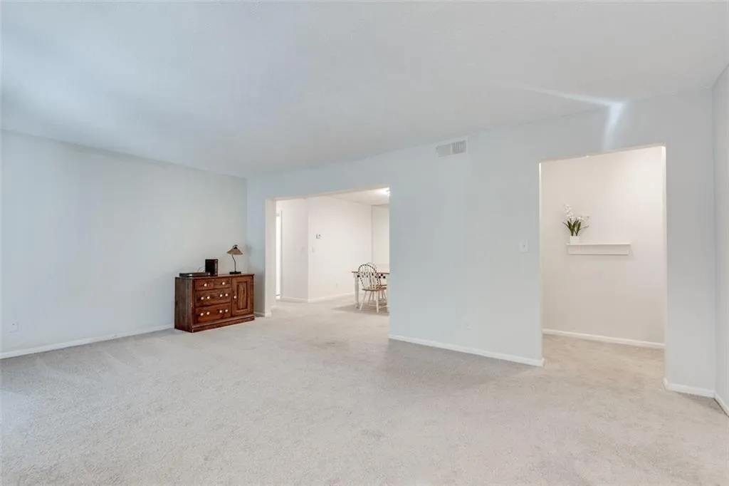 6851 Roswell Road Unit H1, Sandy Springs, Georgia 30328, 2 Bedrooms Bedrooms, ,2 BathroomsBathrooms,Residential,For Sale,6851 Roswell Road Unit H1,7569864 6851 Roswell Road Unit H1, Sandy Springs, Georgia 30328, 2 Bedrooms Bedrooms, ,2 BathroomsBathrooms,Residential,For Sale,6851 Roswell Road Unit H1,7569864
