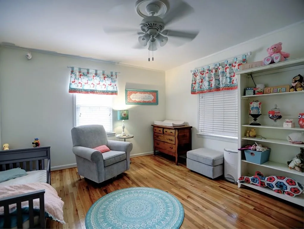 315 W Spalding Drive, Sandy Springs, Georgia 30328, 5 Bedrooms Bedrooms, ,3 BathroomsBathrooms,Residential,Sold,315 W Spalding Drive,5969323
