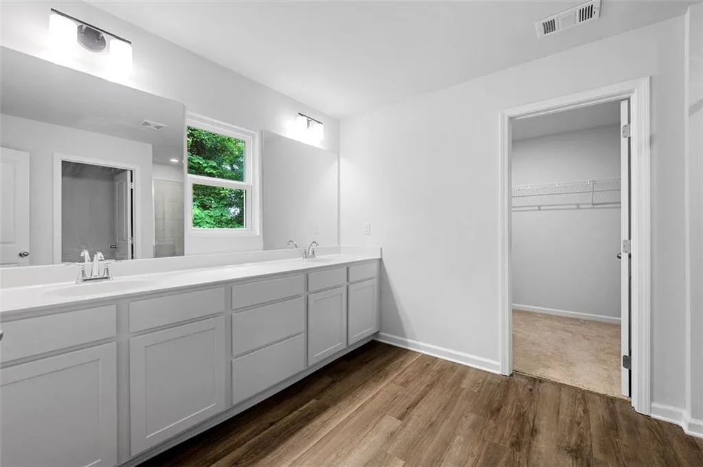 1127 2nd Street Nw, Atlanta, Georgia 30318, 4 Bedrooms Bedrooms, ,2 BathroomsBathrooms,Residential,For Sale,1127 2nd Street Nw,7634826