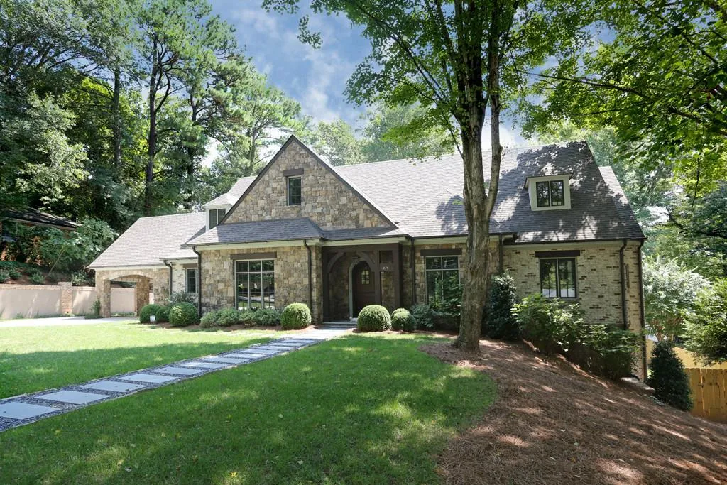 274 Blanton Road Nw, Atlanta, Georgia 30342, 6 Bedrooms Bedrooms, ,7 BathroomsBathrooms,Residential,Sold,274 Blanton Road Nw,5571132