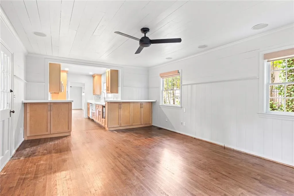 2285 Stephen Long Drive Ne, Atlanta, Georgia 30305, 2 Bedrooms Bedrooms, ,2 BathroomsBathrooms,Residential,For Sale,2285 Stephen Long Drive Ne,7663775 2285 Stephen Long Drive Ne, Atlanta, Georgia 30305, 2 Bedrooms Bedrooms, ,2 BathroomsBathrooms,Residential,For Sale,2285 Stephen Long Drive Ne,7663775
